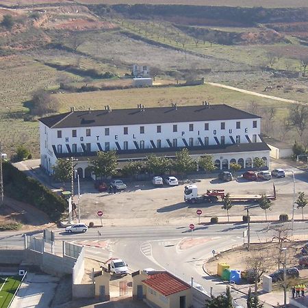 Hotel Pique Gandesa Kültér fotó