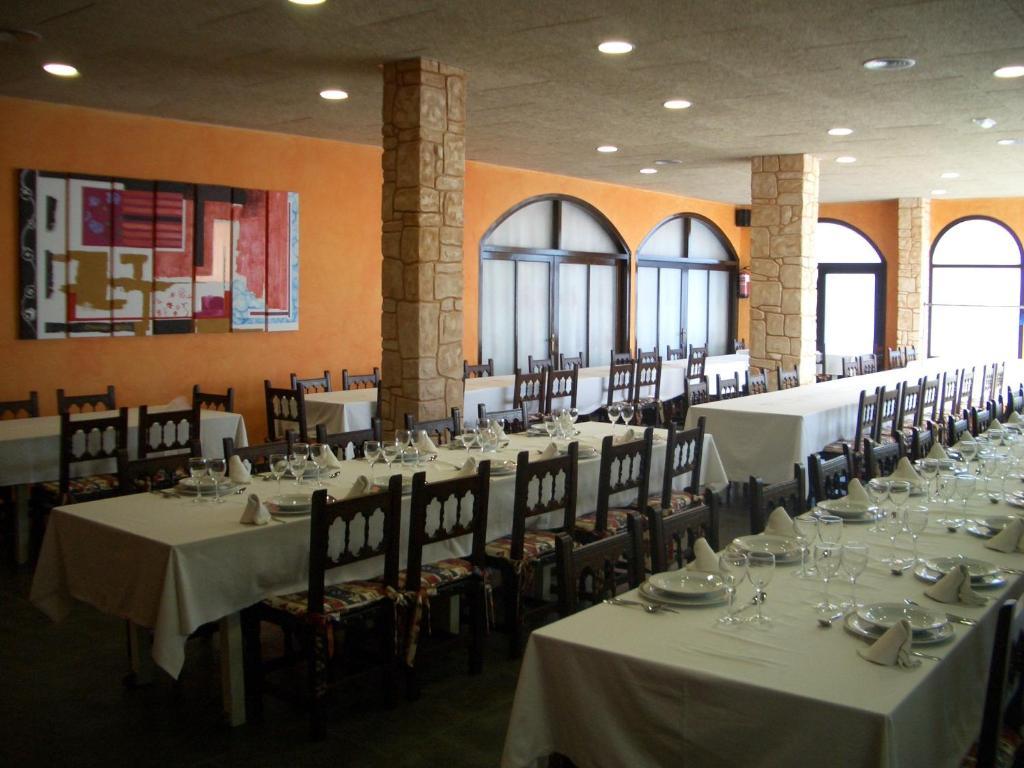 Hotel Pique Gandesa Kültér fotó